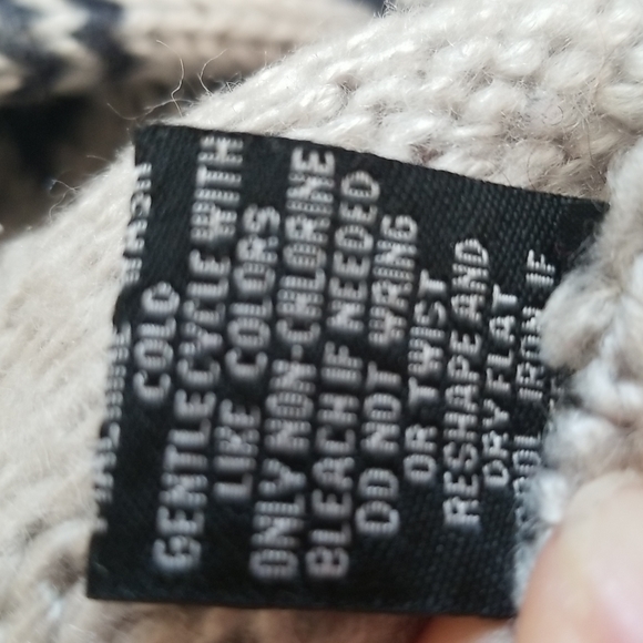 Moon & Madison crop turtleneck sweater small long sleeve winter - Picture 10 of 10